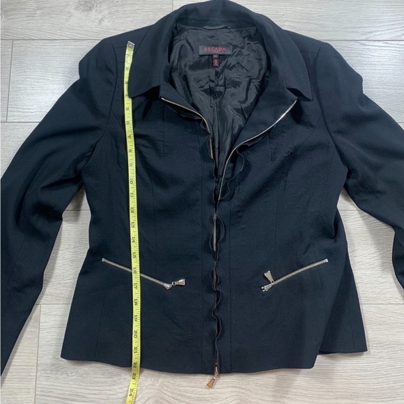 ESCADA Black Zipper Ruffle Blazer Jacket - Picture 10 of 11